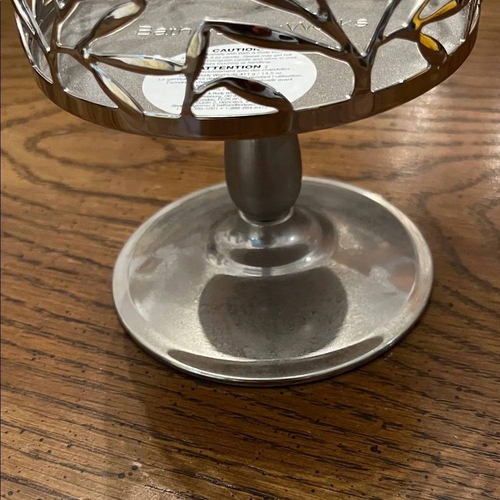 Bath & Body Works Silver Leaf‎ Design Candle Holder - Picture 8 of 9